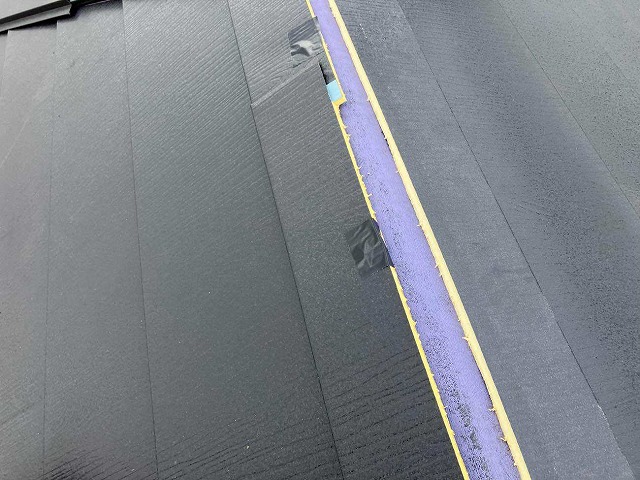 隙間が生じている棟部分